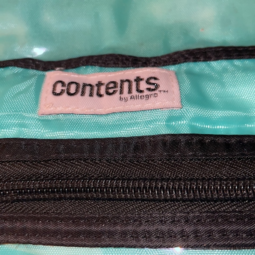 Makeup Bag - Picture 3 of 6